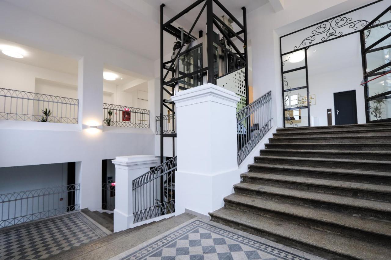 Palatul Lugoj 아파트 외부 사진